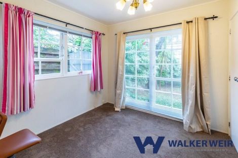 Photo of property in 58 Stanniland Street, Sunnyhills, Auckland, 2010