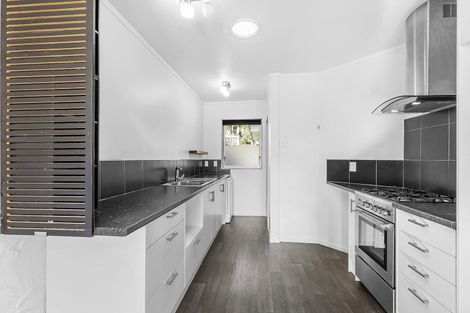 Photo of property in 5a Oak Avenue, Paremata, Porirua, 5024