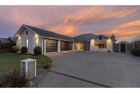 Photo of property in 12 Coachmans Road, Prebbleton, 7604