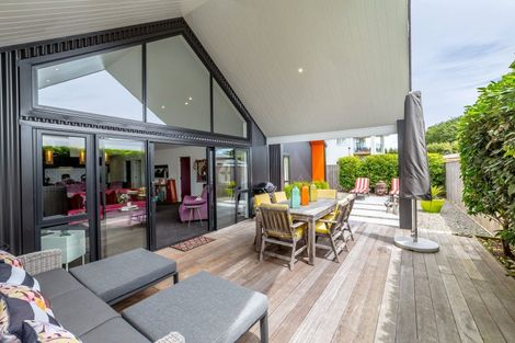 Photo of property in 7 Farley Avenue, Greytown, 5712