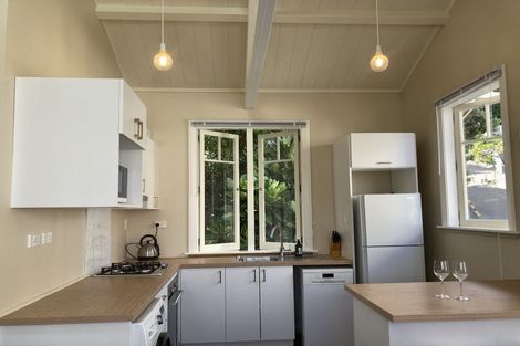 Photo of property in 13 Grass Street, Oriental Bay, Wellington, 6011