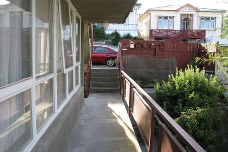 Photo of property in 4u8 Kenwyn Terrace, Newtown, Wellington, 6021