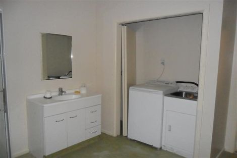 Photo of property in 6 Howard Street, Mount Cook, Wellington, 6021