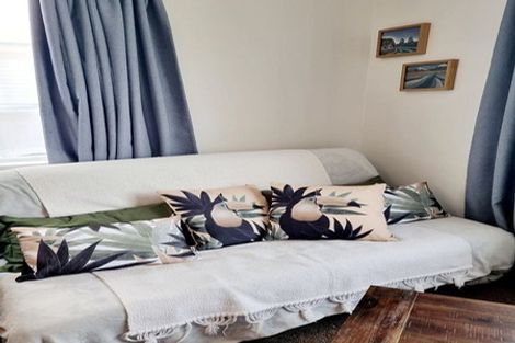 Photo of property in 3 Brown Grove, Fairfield, Lower Hutt, 5011