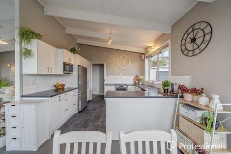 Photo of property in 6 Viscount Grove, Kelson, Lower Hutt, 5010