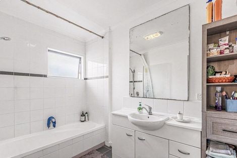 Photo of property in 7a Seafront Road, Castlecliff, Whanganui, 4501