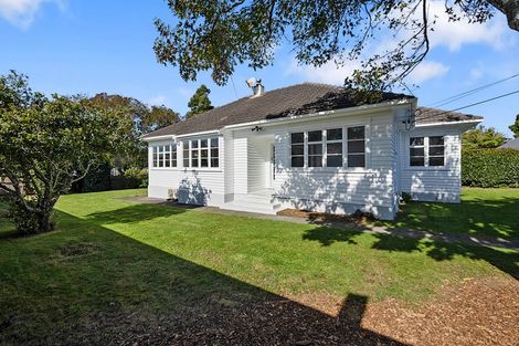 Photo of property in 9d Paynters Avenue, Strandon, New Plymouth, 4312