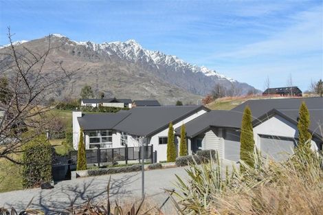 Photo of property in 2 Bridgewell Lane, Lower Shotover, Queenstown, 9371