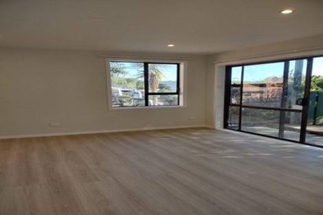 Photo of property in 11 Kinnel Grove, Papakowhai, Porirua, 5024