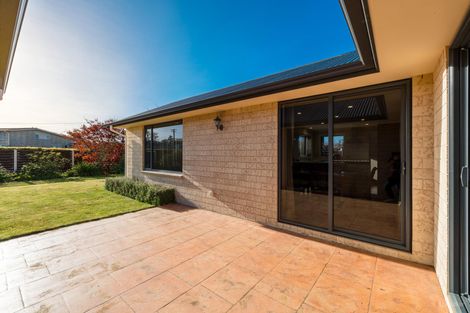 Photo of property in 14 Hillary Street, Waimate, 7924