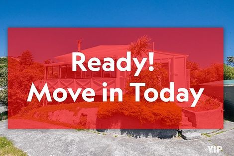Photo of property in 10 Black Rock Road, Newlands, Wellington, 6037