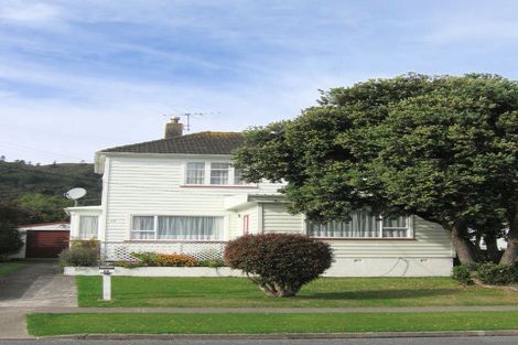 Photo of property in 68 Churton Crescent, Taita, Lower Hutt, 5011