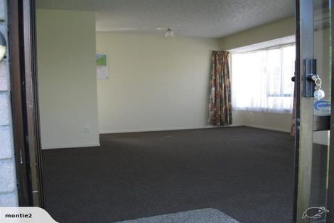 Photo of property in 33 Mortlake Street, Islington, Christchurch, 8042