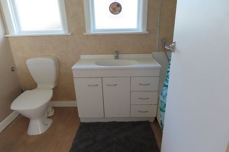 Photo of property in 60 Beazley Avenue, Paparangi, Wellington, 6037