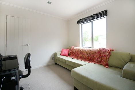 Photo of property in 23 Rosalie Terrace, Kelvin Grove, Palmerston North, 4414