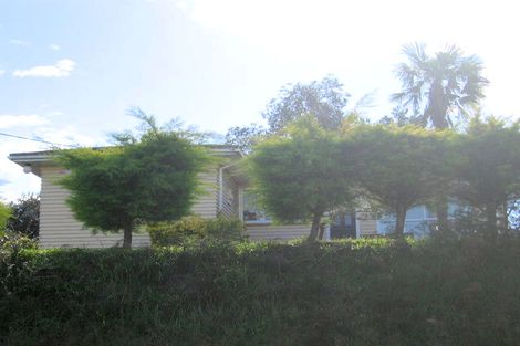 Photo of property in 10 Donovan Avenue, Massey, Auckland, 0614