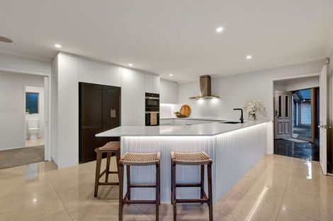 Photo of property in 377 Frankley Road, Ferndale, New Plymouth, 4310