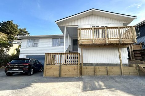 Photo of property in 15 The Anchorage, Whitby, Porirua, 5024