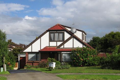 Photo of property in 2/11 Regia Close, Half Moon Bay, Auckland, 2012