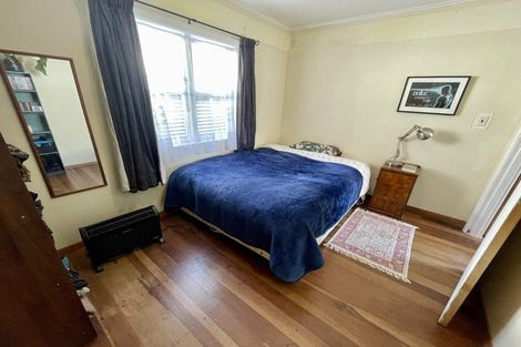 Photo of property in 31 Sunny Grove, Wainuiomata, Lower Hutt, 5014
