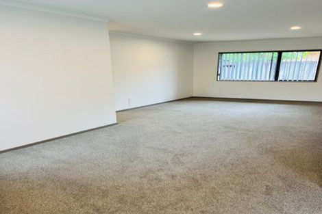 Photo of property in 25 Grabella Place, Papamoa Beach, Papamoa, 3118