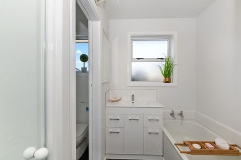 Photo of property in 14 Dunluce Place, Hornby, Christchurch, 8042