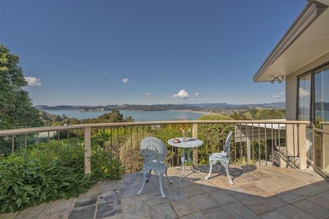 Photo of property in 62 Centennial Drive, Whitianga, 3510