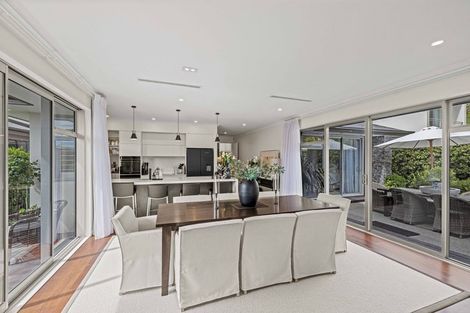 Photo of property in 77 Perry Street, Papanui, Christchurch, 8053