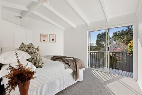 Photo of property in 107 Konini Road, Titirangi, Auckland, 0604