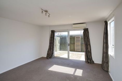 Photo of property in 4/477 Hereford Street, Linwood, Christchurch, 8011