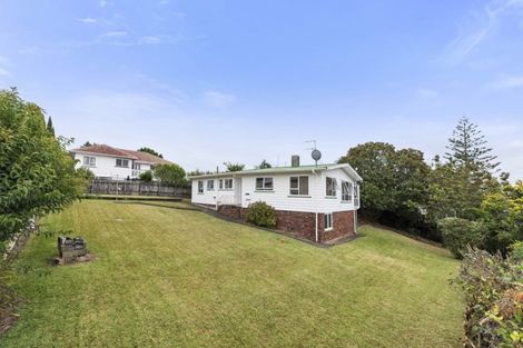 Photo of property in 1/5 Tirimoana Road, Te Atatu South, Auckland, 0602