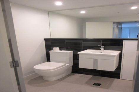 Photo of property in Nouvo Apartments, 3a/21 Rugby Street, Mount Cook, Wellington, 6021