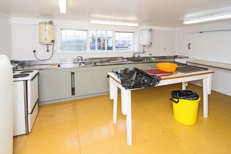 Photo of property in 10 Albert Street, Island Bay, Wellington, 6023