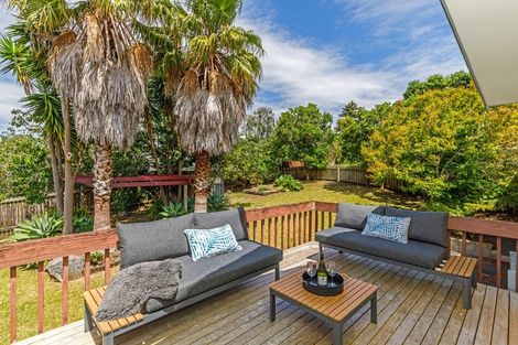 Photo of property in 20 Agincourt Street, Glenfield, Auckland, 0629