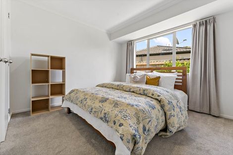 Photo of property in 8 Belcoo Crescent, East Tamaki, Auckland, 2013