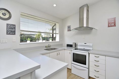 Photo of property in 6 Heriott Close, Burwood, Christchurch, 8083