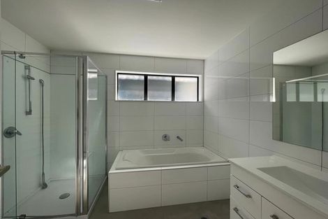 Photo of property in 11 Irving Place, Hobsonville, Auckland, 0616