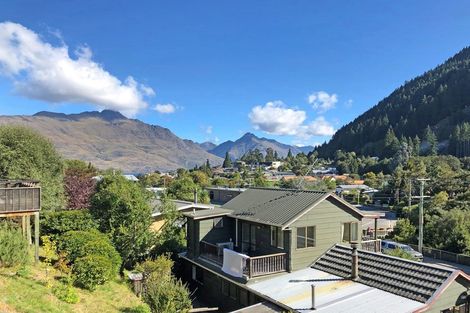 Photo of property in 120a Hallenstein Street, Queenstown, 9300