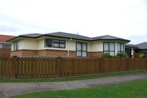 Photo of property in 114 Peter Hall Drive, Kelvin Grove, Palmerston North, 4414