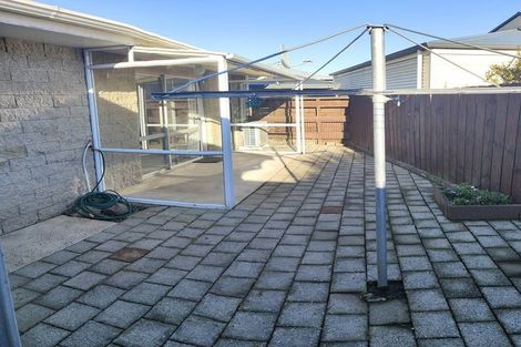 Photo of property in 14f Wesley Street, South Dunedin, Dunedin, 9012