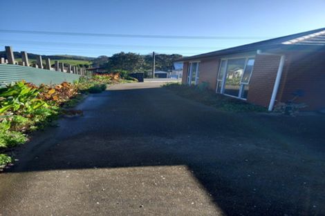 Photo of property in 4 Otanerua Road, Hatfields Beach, Orewa, 0931