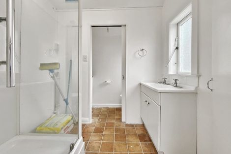 Photo of property in 42 Rolleston Street, Mount Cook, Wellington, 6021