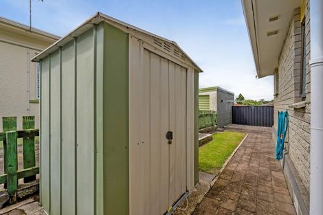 Photo of property in 19a Tukapa Street, Westown, New Plymouth, 4310