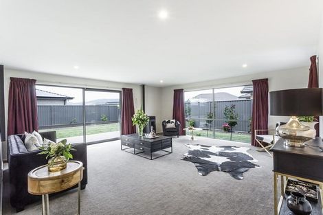 Photo of property in 52 Silver Springs Boulevard, Mosgiel, 9024