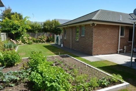 Photo of property in 3 Matua Place, Parklands, Christchurch, 8083
