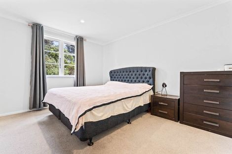 Photo of property in 37 Queen Mary Avenue, New Lynn, Auckland, 0600