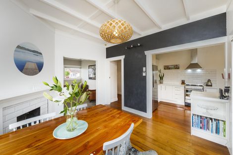 Photo of property in 20c Frederick Street, Terrace End, Palmerston North, 4410