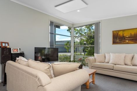Photo of property in 147 Hamurana Road, Omokoroa, 3114