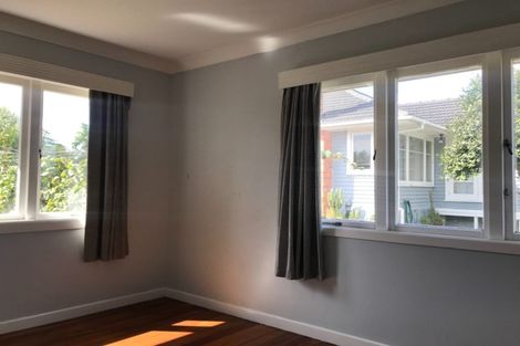 Photo of property in 15 Toru Street, Te Atatu Peninsula, Auckland, 0610