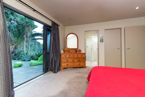 Photo of property in 14 Springvale Road, Waiuku, 2123